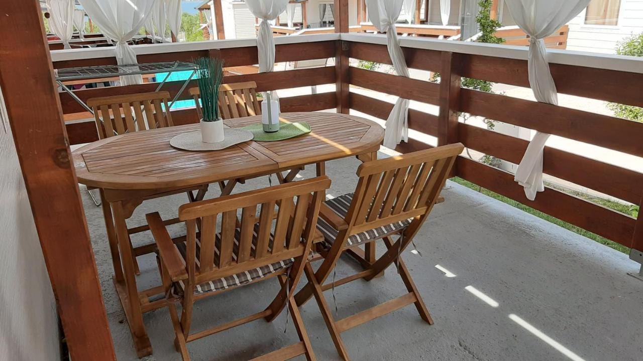 Mobile Homes Kamp Maslina, Biograd Na Moru Ngoại thất bức ảnh