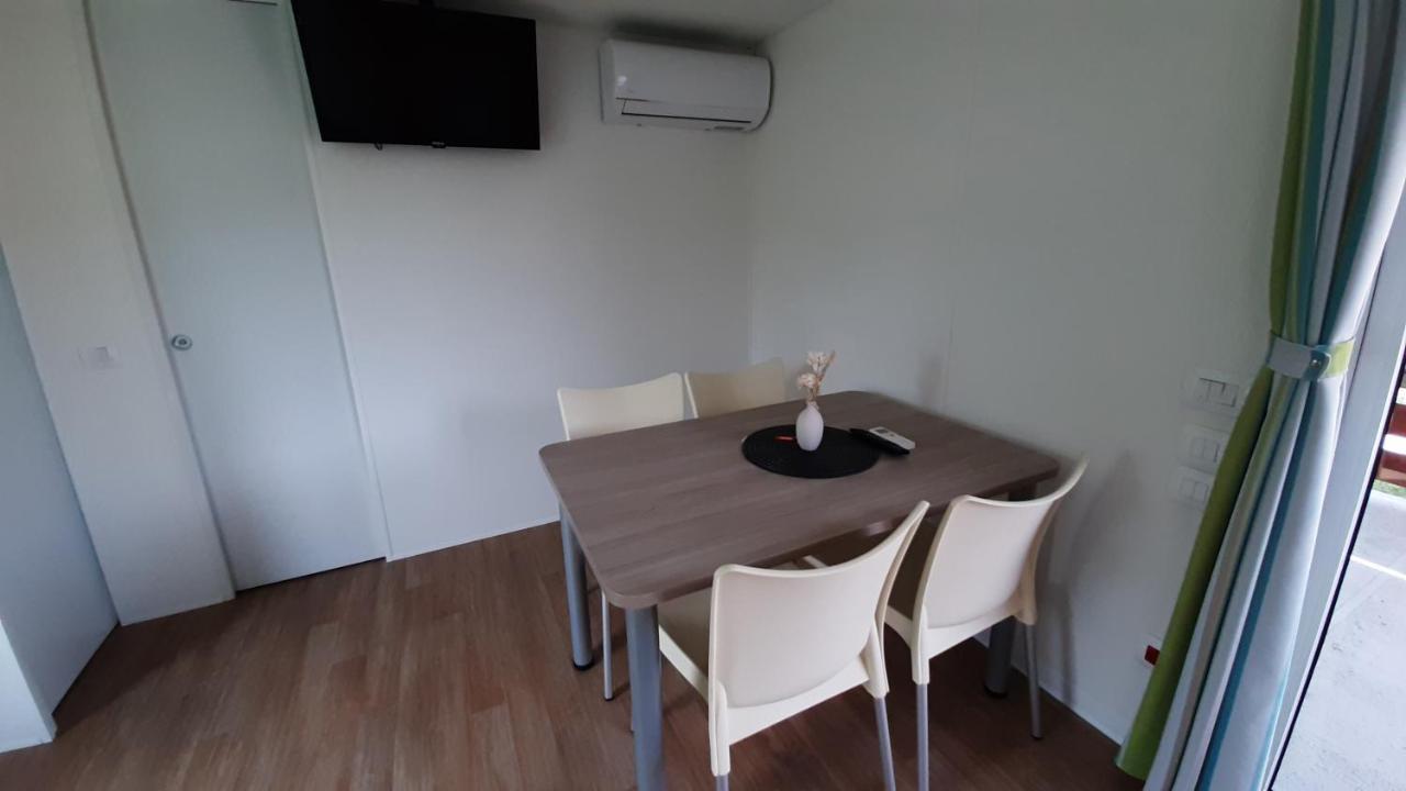 Mobile Homes Kamp Maslina, Biograd Na Moru Ngoại thất bức ảnh