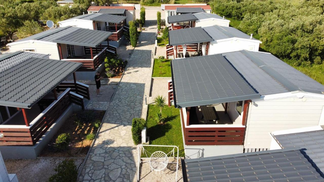 Mobile Homes Kamp Maslina, Biograd Na Moru Ngoại thất bức ảnh