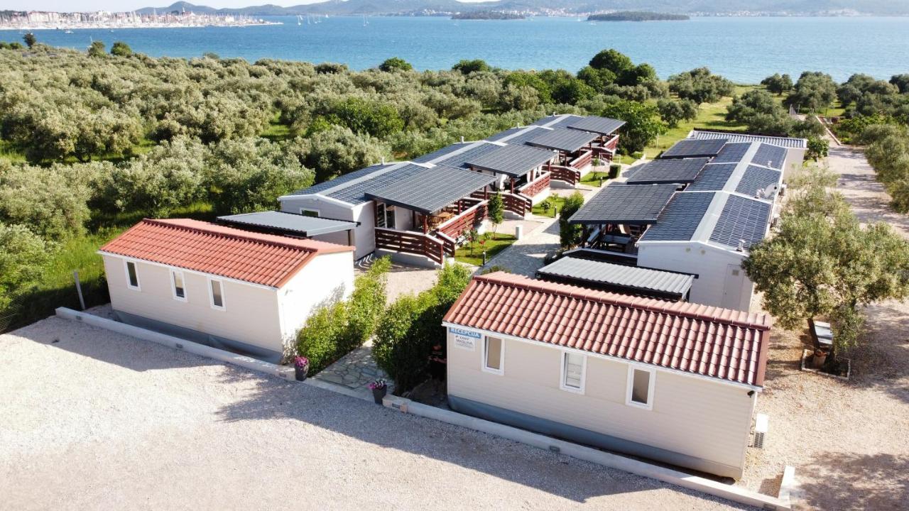 Mobile Homes Kamp Maslina, Biograd Na Moru Ngoại thất bức ảnh